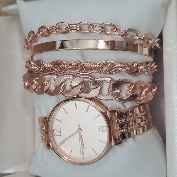 folio Accessories - Womens Rose Gold Watch & Bracelets